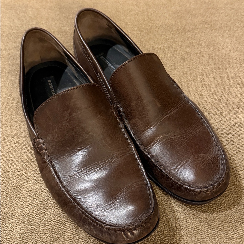 Bostonian Loafers Slip on Mens genuine Brown leather Size 11 (TD)
